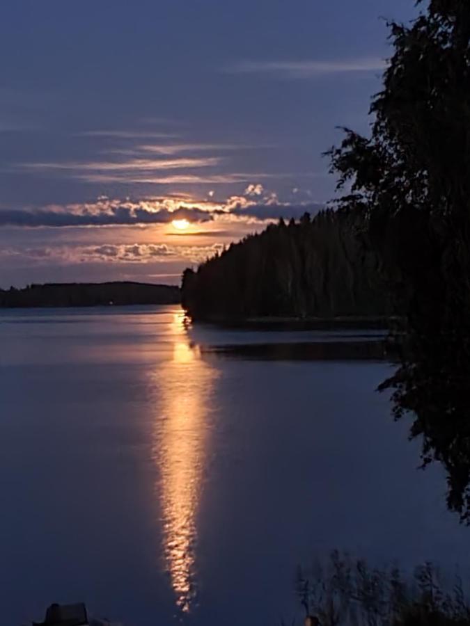 Stunning Log Cabin 45M2 On The Shore Of Kallavesi. Kuopio Eksteriør billede