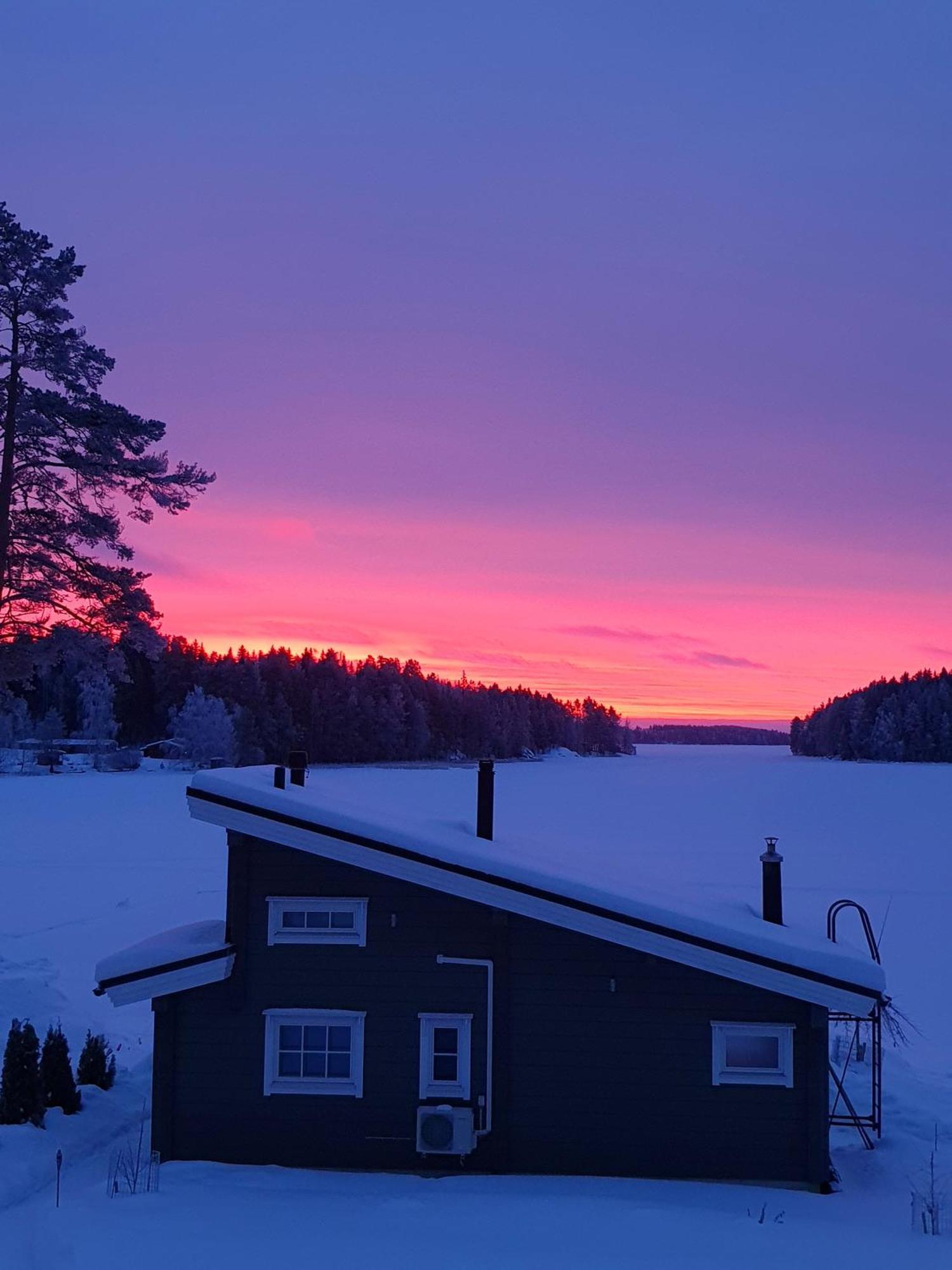 Stunning Log Cabin 45M2 On The Shore Of Kallavesi. Kuopio Eksteriør billede
